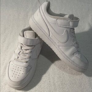 Nike Kids Air force 1 velcro Sneakers size 1Y